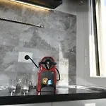 Simona And Luca's House - Bright And Unique Two-room