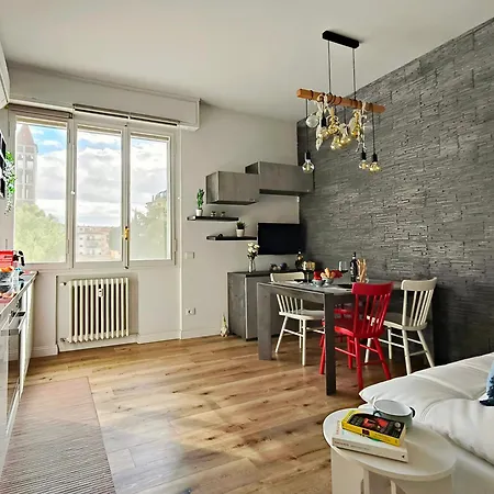 Apartment Simona And Luca's House - Bright And Unique Two-room *